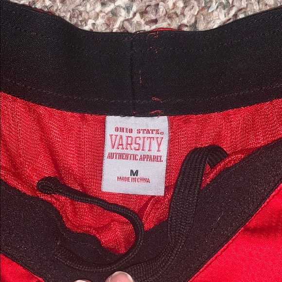 Men’s Ohio State Shorts - Picture 2 of 3